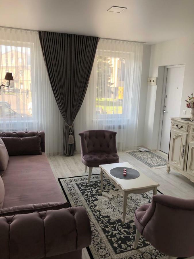 “Provanso” Studia Panevezys Bagian luar foto